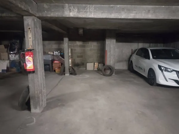 Parking 12 m²