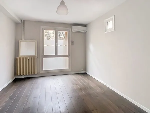 Intra Muros - Résidence Thiers - Bureaux à louer