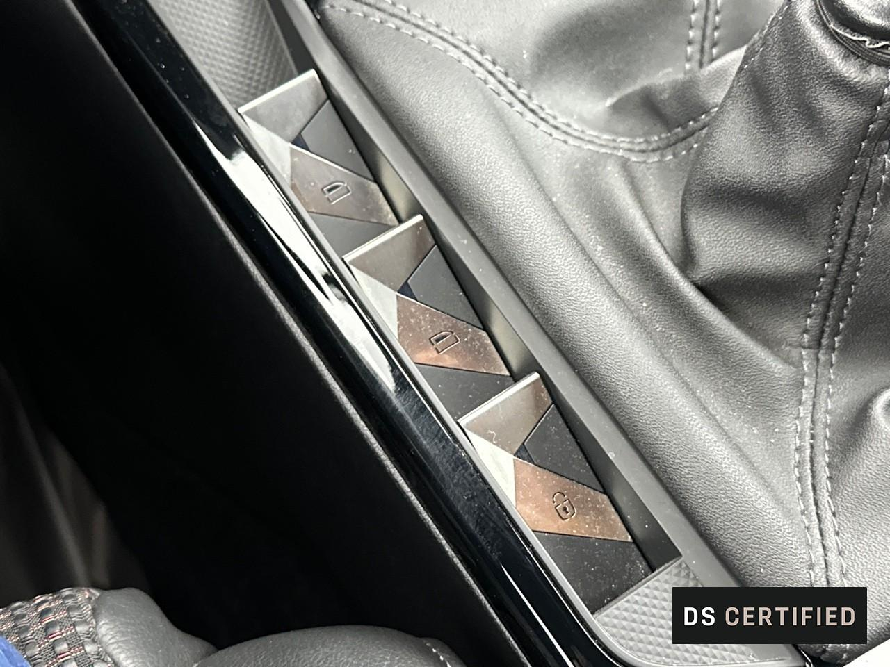 Ds Ds 3 crossback puretech 100 bvm6 performance line — photo 32