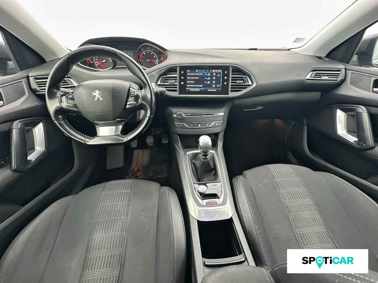 Peugeot 308 1.2 puretech 130ch &euro;6.c s&s allure — photo 8
