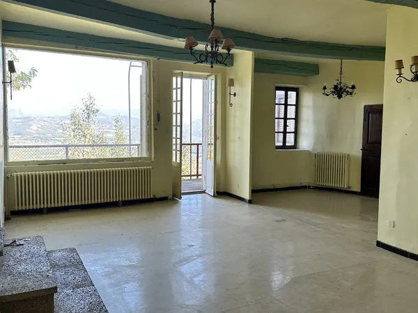Maison 7 pièces 180 m²