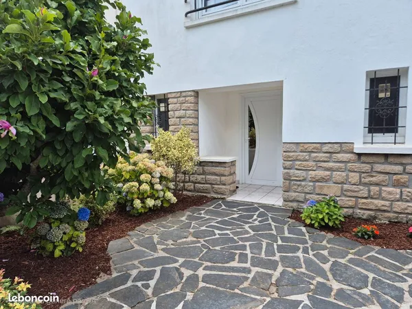 Maison mitoyenne 5 chambres 130m²