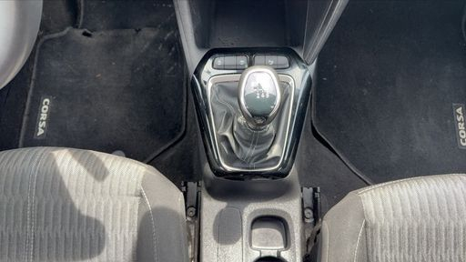 Opel Corsa 1.2 Turbo 100 - Elegance Business – 2023 – 82490 km – Essence – Boîte Manuelle — photo 5
