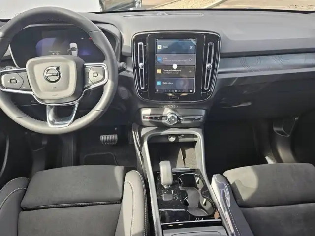 Volvo Ex40 single extended range 252 ch 1edt — photo 4
