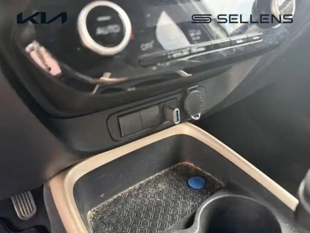 Toyota Aygo X 1.0 vvt-i 72ch design s-cvt — photo 7
