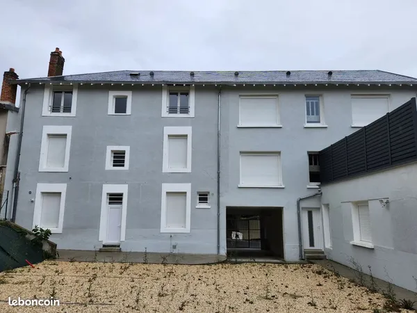 Triplex 4 pièces 230 m²