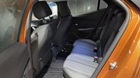 Peugeot 2008 1.2 PureTech 130ch S&S Allure Pack — photo 10