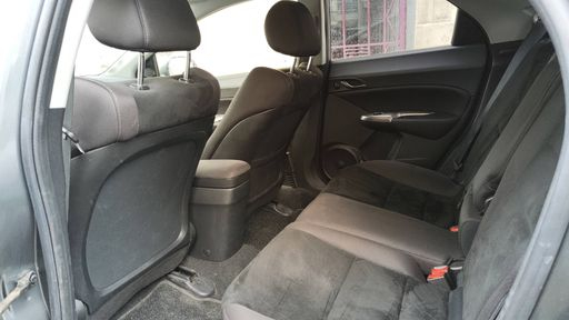Honda Civic 1.4 I-VTEC 100 - Virtuose – 2011 – 59764 km – Essence – Boîte Manuelle — photo 8