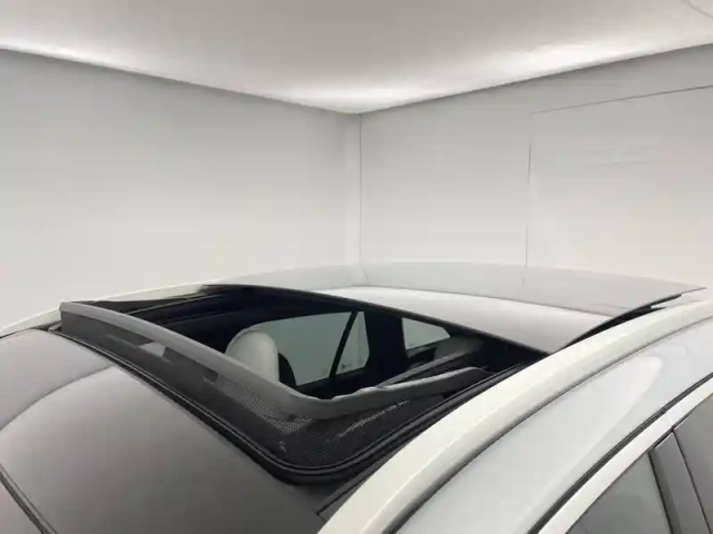 Mercedes Glc 400 e 9g-tronic 4matic — photo 32