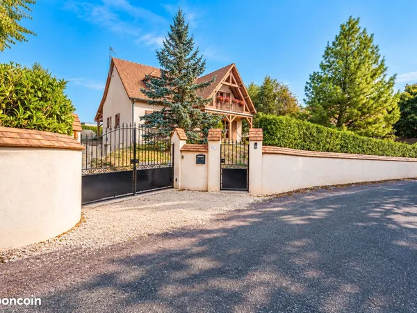 Maison 5 pièces 132 m²