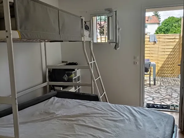 Propose colocation dans studio à Soisy-sous-Montmorency - 18m²