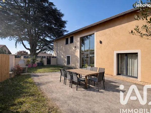 Maison familiale 6 pièces 183 m²
