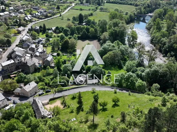 Maison 9 pièces 141 m²