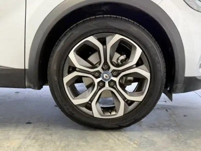 Renault Captur e-tech plug-in 160 — photo 9