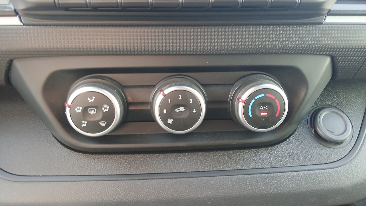 Renault TRAFIC FG BLUE DCI 130 L1H1 2T8 GSR2 — photo 21