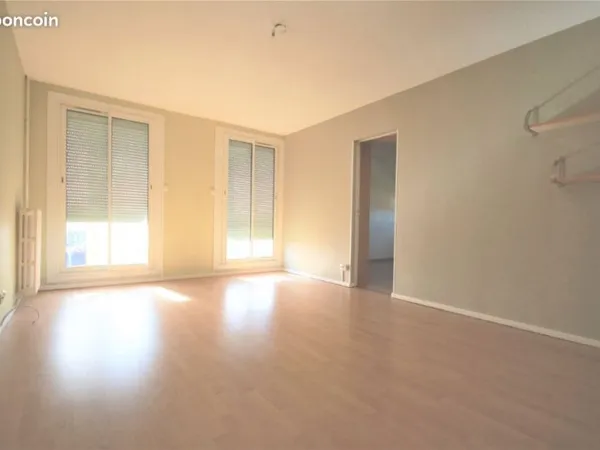 Appartement 4 pièces 81 m²