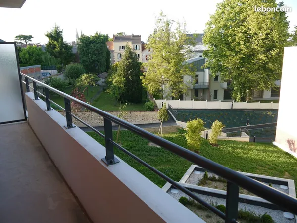 Studio 26m2 avec balcon et parking couvert