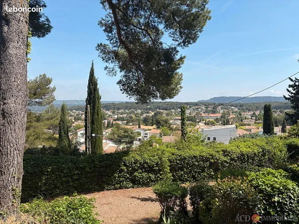 Terrain 637 m² VELAUX