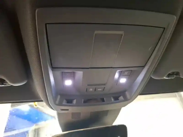 Peugeot 3008 hybrid 145 e-dcs6 — photo 15