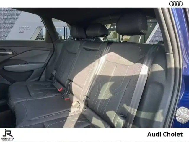 Audi Q3 e-hybrid 272 ch s tronic 6 — photo 4