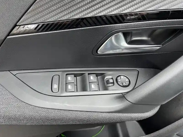 Peugeot 2008 100 s&amp;s bvm6 — photo 42