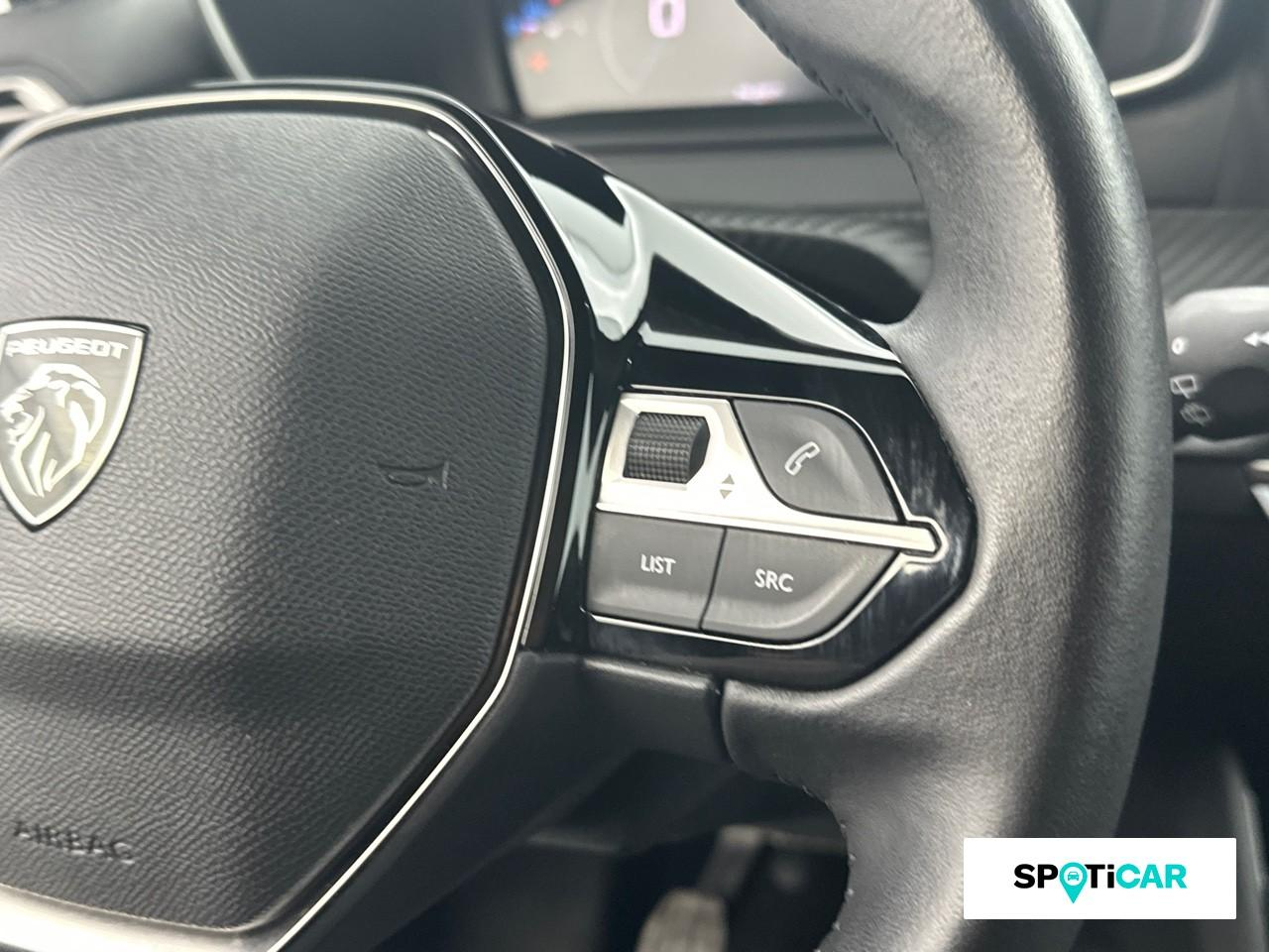 Peugeot 2008 1.2 puretech 100ch s&s allure — photo 18