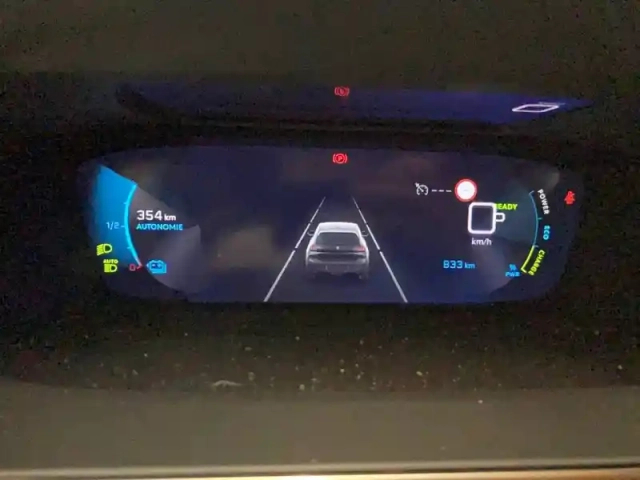 Peugeot 208 electrique 50 kwh 136ch — photo 46
