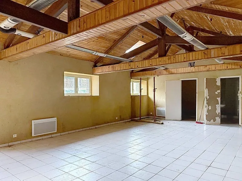 Photo 3