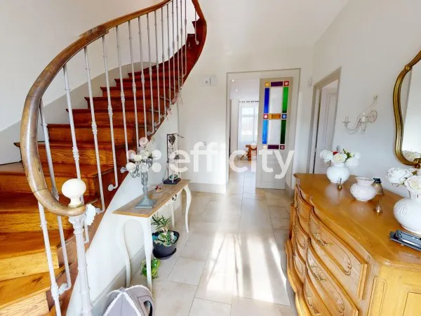 Maison 16 pièces 120 m²