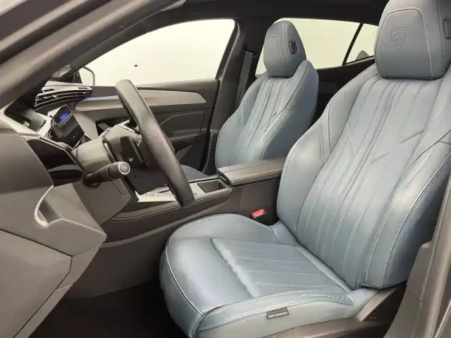 Peugeot 408 puretech 130 ch s&amp;s eat8 — photo 86
