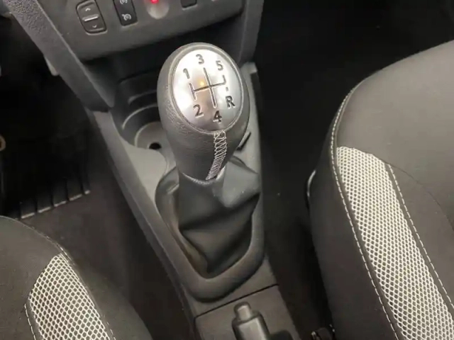 Dacia Sandero tce 90 — photo 11