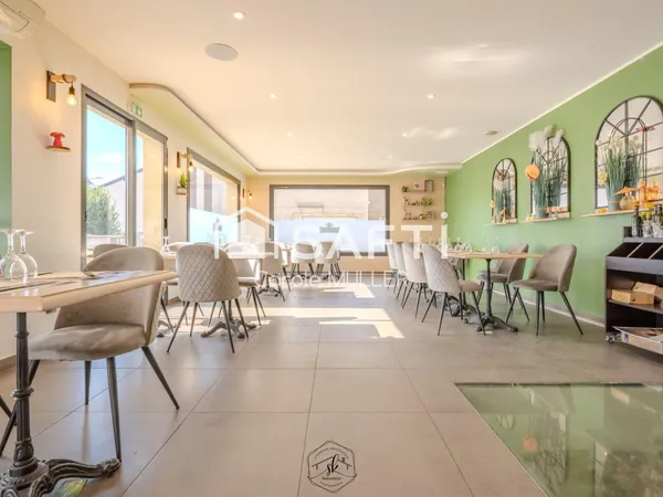 À VENDRE - FONDS DE COMMERCE RESTAURANT & TRAITEUR