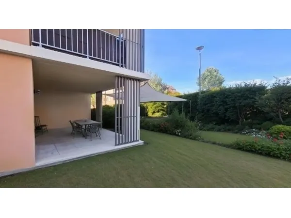 Vente d'un magnifique 3 pièces , avec un jardin de 200m² .