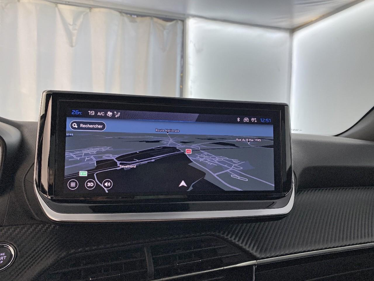 Peugeot 2008 hybrid 145 ch e-dcs6 allure — photo 14