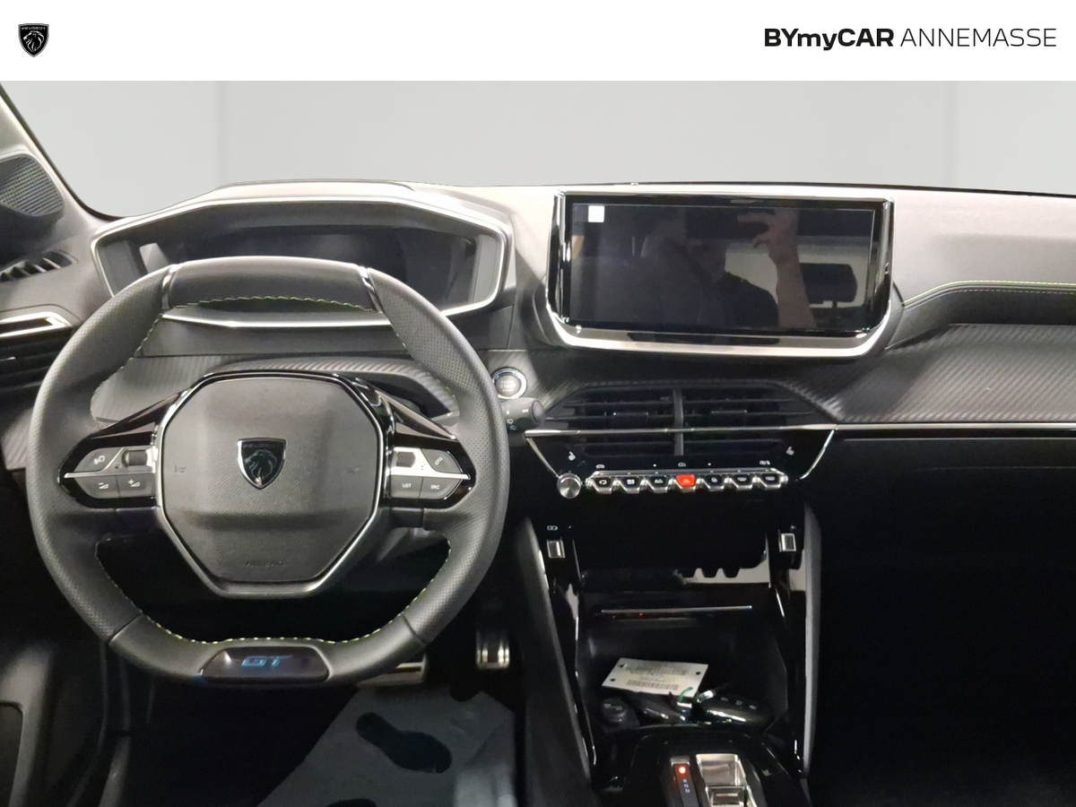 Peugeot 208 Hybrid 145 ch e-DCS6 — photo 9