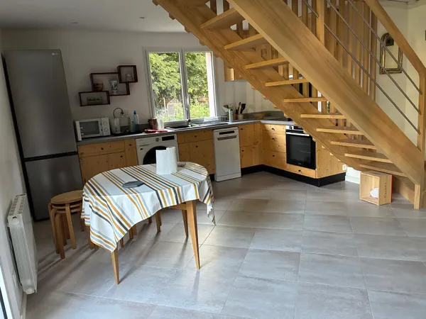 Loue chambre en colocation dans maison - 100m²