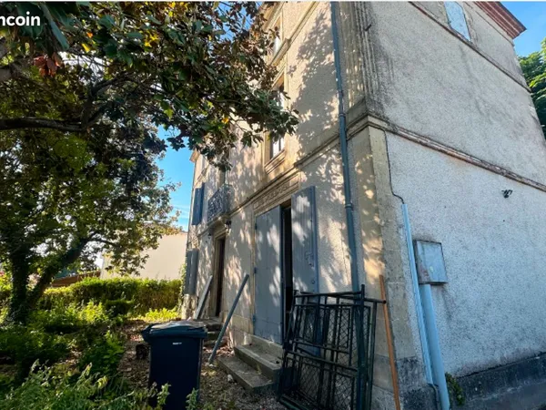 À louer maison de maitre à 15' d'Agen