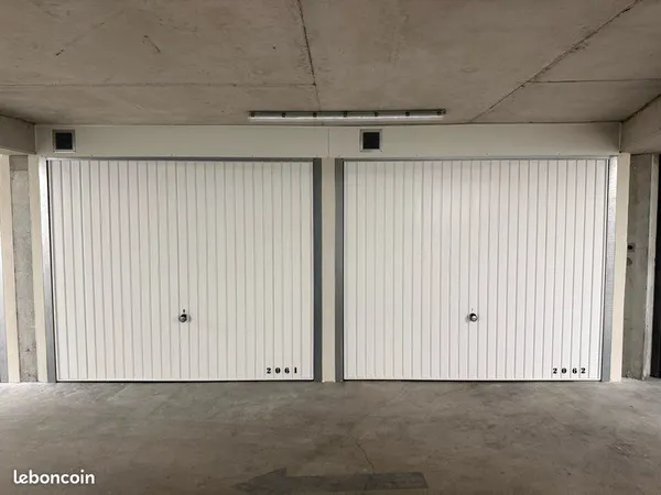 Lots de 4 boxes neufs souterrains Bordeaux Tauzin