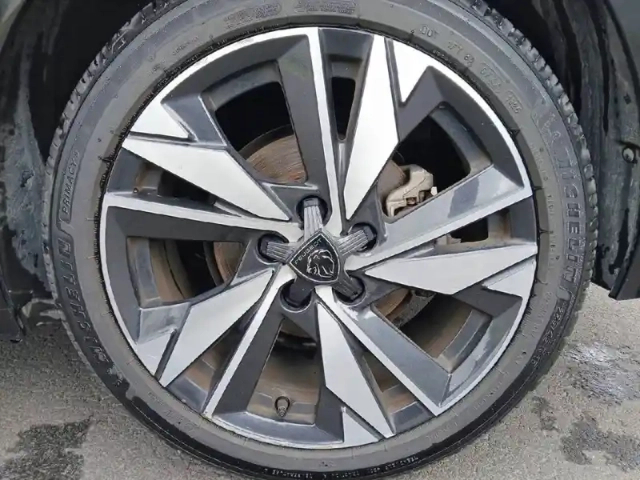 Peugeot 308 bluehdi 130ch s&amp;s bvm6 — photo 13