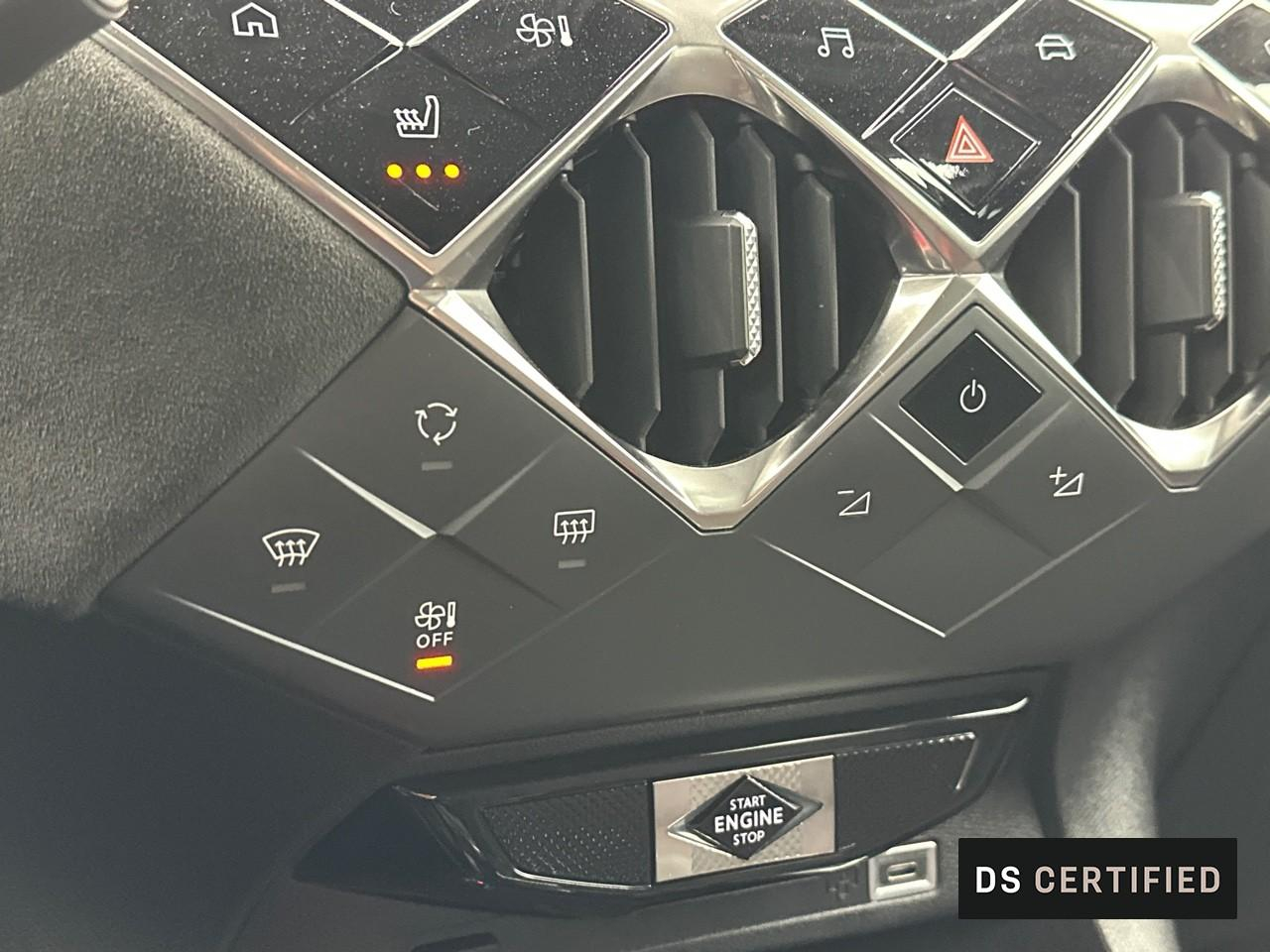 Ds Ds 3 crossback puretech 130 eat8 performance line+ — photo 31
