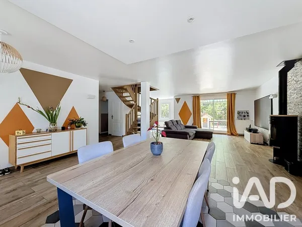 Maison 6 pièces 138 m²