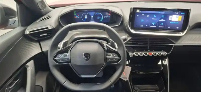 Peugeot 2008 hybrid 145 e-dcs6 — photo 100