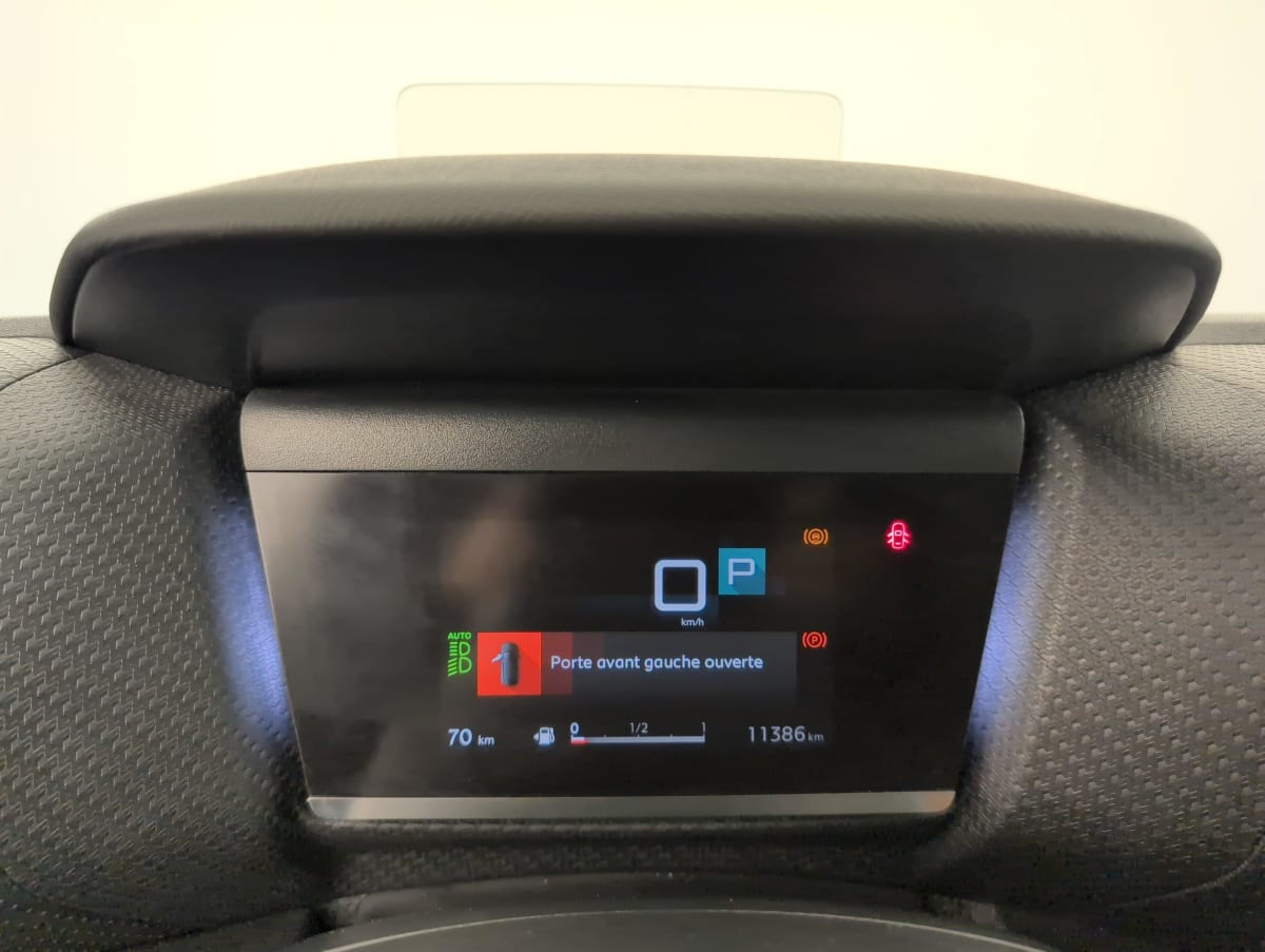 Citroën C4 — photo 23