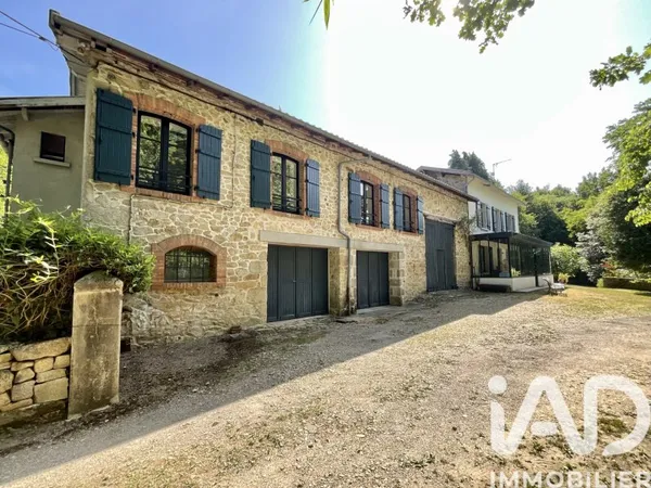 Maison 10 pièces 224 m²