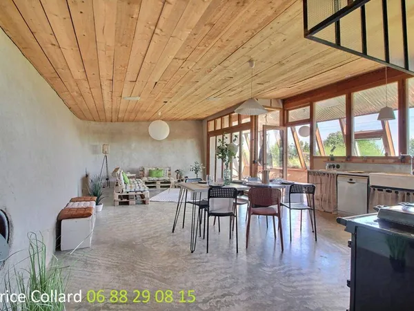 Maison de plain-pied 6 pièces 210 m²