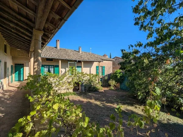 Maison 7 pièces 210 m²