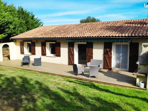 Maison - 5 pièces - 110m²