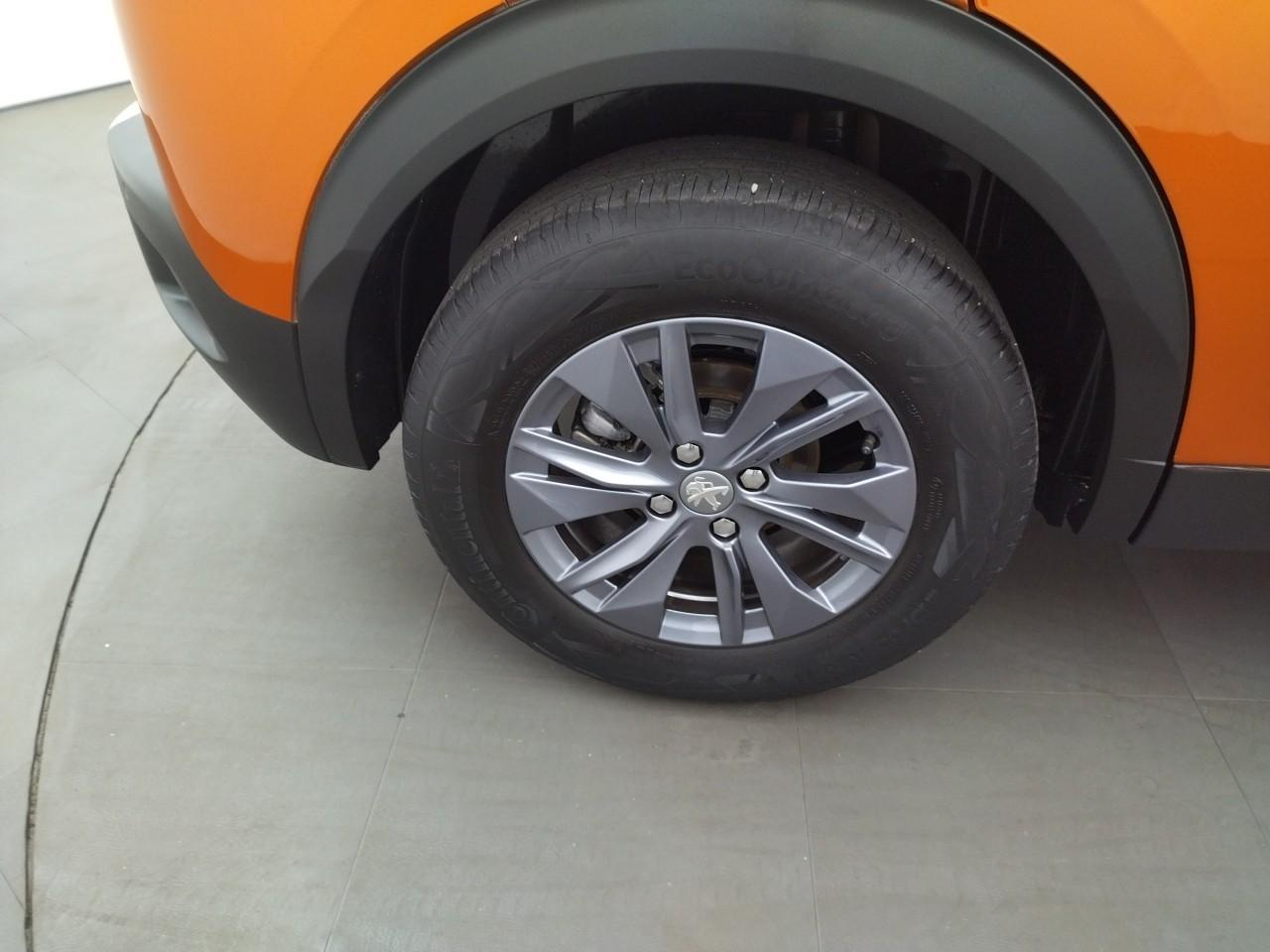 Peugeot 2008 puretech 130 s&s eat8 style — photo 28