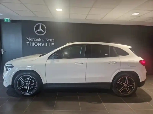 Mercedes Gla 200 d amg line — photo 28