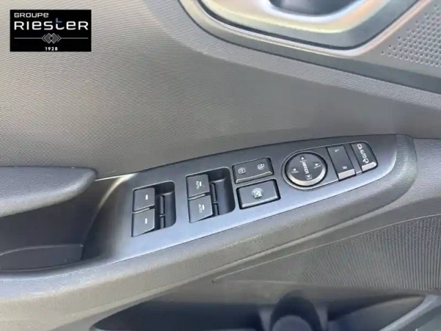 Hyundai Ioniq plug-in 141 ch — photo 12